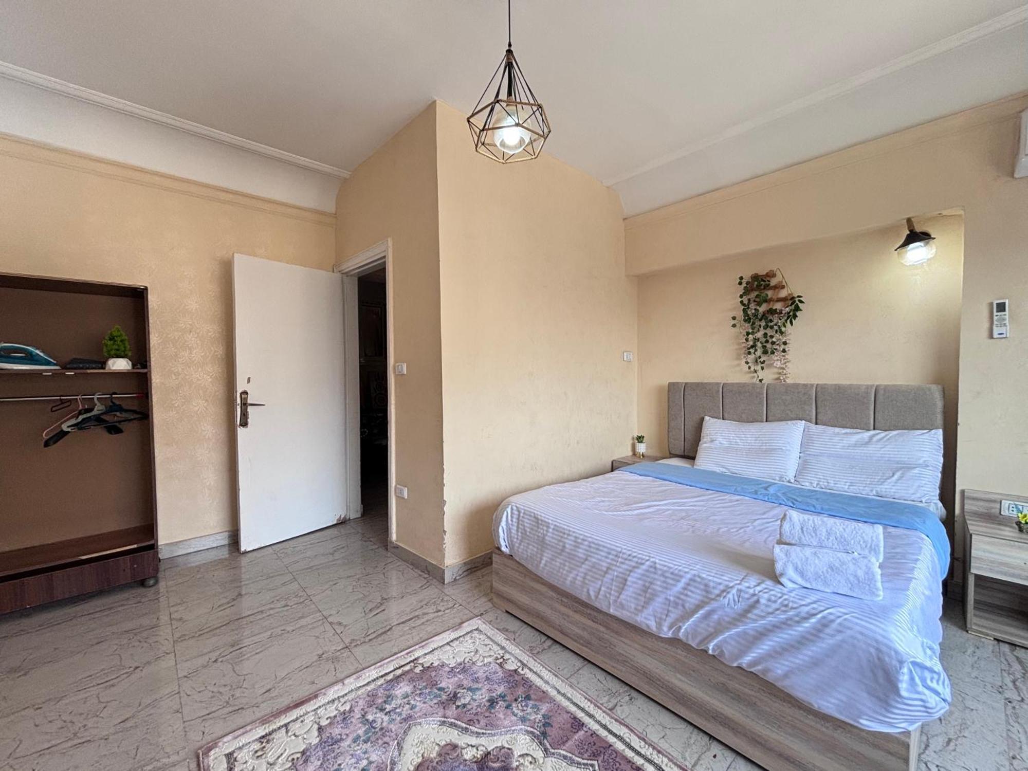 Apartment Champollion